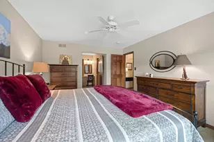 8770 Butterfield Ln, Orland Park, IL 60462 - Photo 17