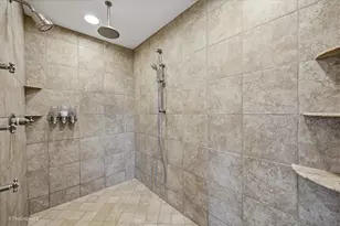 540 N Columbine Ave, Lombard, IL 60148 - Photo 37
