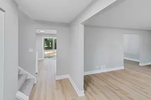 28W555 Leverenz Rd, Naperville, IL 60564 - Photo 11