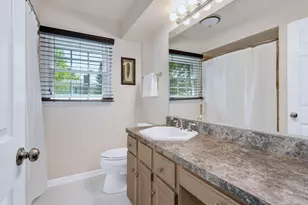 1525 Almond Ct, Downers Grove, IL 60515 - Photo 25