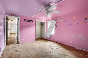8906 S Mackinaw St, Chicago, IL 60617 - Photo 11