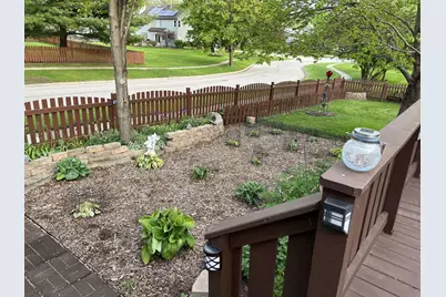 3301 W Bretons Drive, McHenry, IL 60050 - Photo 23