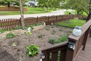 3301 W Bretons Dr, McHenry, IL 60050 - Photo 23