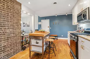 1048 W Byron St, Chicago, IL 60613 - Photo 9