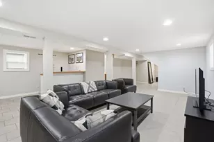 2923 N New England Ave, Chicago, IL 60634 - Photo 17