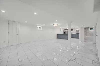 2744 W Catalpa Avenue, Chicago, IL 60625 - Photo 15