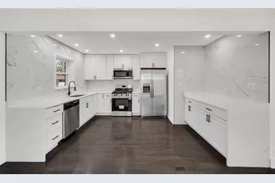 2744 W Catalpa Avenue, Chicago, IL 60625 - Photo 13