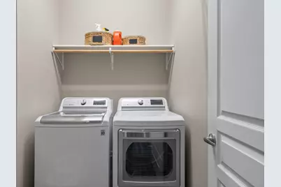 4305 Happiness Lane, Bettendorf, IA 52722 - Photo 15