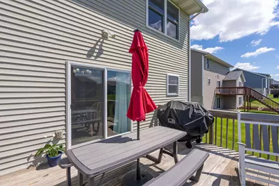 4305 Happiness Lane, Bettendorf, IA 52722 - Photo 39