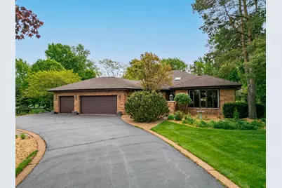 34 Carlisle Road, Hawthorn Woods, IL 60047 - Photo 1