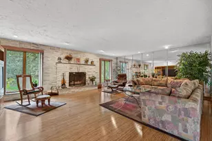 34 Carlisle Rd, Hawthorn Woods, IL 60047 - Photo 13