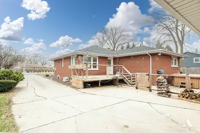 6106 W 127th Street, Palos Heights, IL 60463 - Photo 3