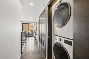 2150 W North Ave, Chicago, IL 60647 - Photo 27