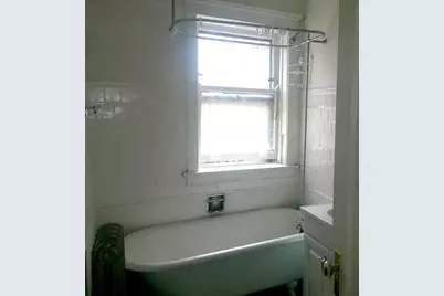 7518.5 N Hoyne Avenue #3J, Chicago, IL 60645 - Photo 5