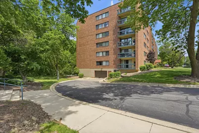 1800 Huntington Boulevard #AE607, Hoffman Estates, IL 60169 - Photo 29