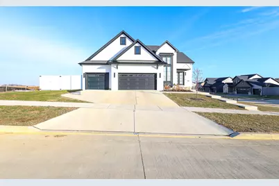 1112 Bell Grove Lane, Bloomington, IL 61705 - Photo 3