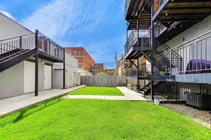 2733 W Hirsch St, Chicago, IL 60622 - Photo 13