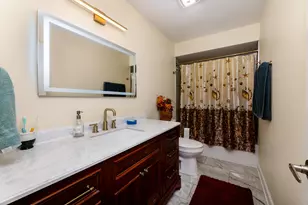 9476 Terrace Pl, Des Plaines, IL 60016 - Photo 13