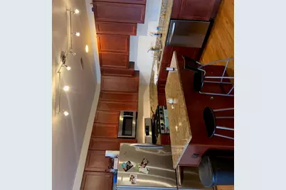 2000 W Warren Boulevard #5SW, Chicago, IL 60612 - Photo 3