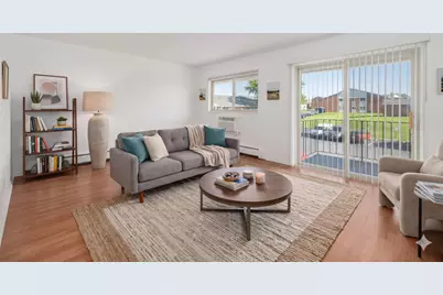 659 E Fullerton Avenue #204, Glendale Heights, IL 60139 - Photo 5