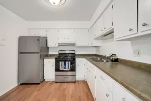 659 E Fullerton Ave, Glendale Heights, IL 60139 - Photo 9