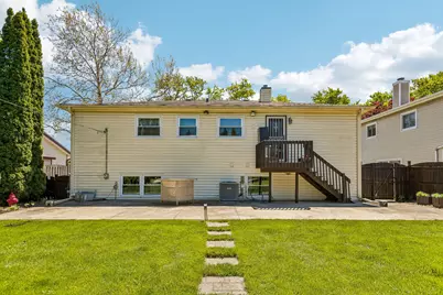 774 Polynesian Drive, Des Plaines, IL 60016 - Photo 35