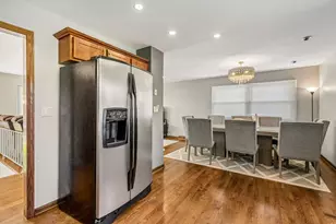 774 Polynesian Dr, Des Plaines, IL 60016 - Photo 13