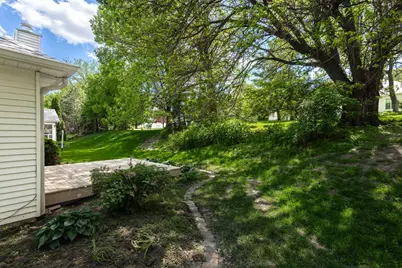 3000 E 32nd Street #11, Davenport, IA 52807 - Photo 37