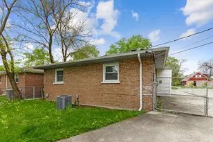 16329 Hermitage Ave, Markham, IL 60428 - Photo 19