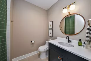 111 N Columbia St, Naperville, IL 60540 - Photo 59