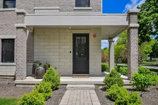 111 N Columbia St, Naperville, IL 60540 - Photo 85