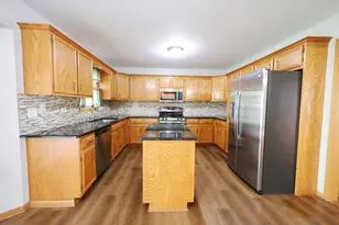 632 Bishops Gate, New Lenox, IL 60451 - Photo 9