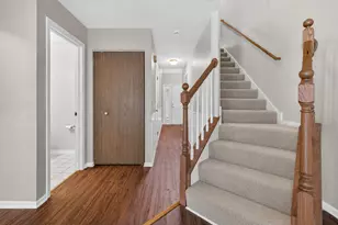 337 Inner Cir Dr, Bolingbrook, IL 60490 - Photo 5
