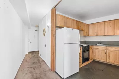 300 N State Street #2527, Chicago, IL 60654 - Photo 7