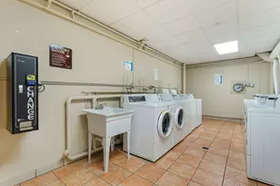 1043 S York Rd, Bensenville, IL 60106 - Photo 13