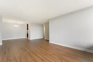 1043 S York Rd, Bensenville, IL 60106 - Photo 5