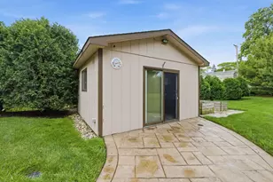 1018 S Ahrens Ave, Lombard, IL 60148 - Photo 63