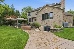1018 S Ahrens Ave, Lombard, IL 60148 - Photo 61