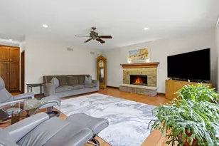 1018 S Ahrens Ave, Lombard, IL 60148 - Photo 17