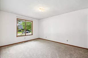 204 Carriage Dr, Morris, IL 60450 - Photo 25