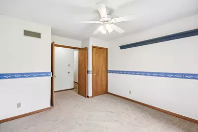 204 Carriage Drive, Morris, IL 60450 - Photo 21