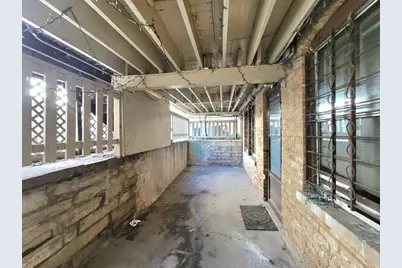 626 W Wellington Avenue #GR, Chicago, IL 60657 - Photo 19