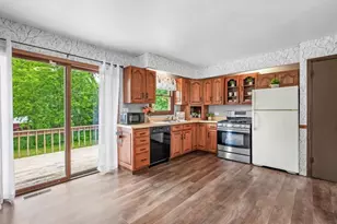 7010 Seminole Dr, Wonder Lake, IL 60097 - Photo 7