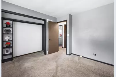 7010 Seminole Drive, Wonder Lake, IL 60097 - Photo 11