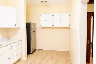1320 W 64th St, Chicago, IL 60636 - Photo 9