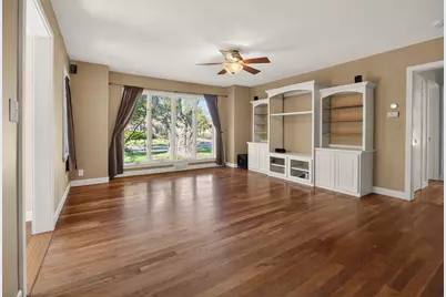 18 McCormick Boulevard, Normal, IL 61761 - Photo 5