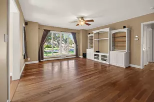 18 Mc Cormick Blvd, Normal, IL 61761 - Photo 5