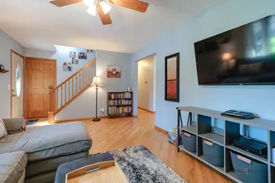 3507 Greenleaf Avenue, Island Lake, IL 60042 - Photo 3