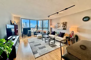 405 N Wabash Ave, Chicago, IL 60611 - Photo 3