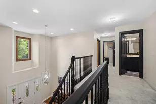 327 Rivershire Ct, Lincolnshire, IL 60069 - Photo 17